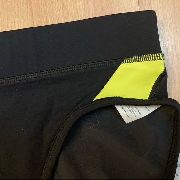 HOKA One One Athletic Race Brief, Size Small, NWT - Picture 3 of 7